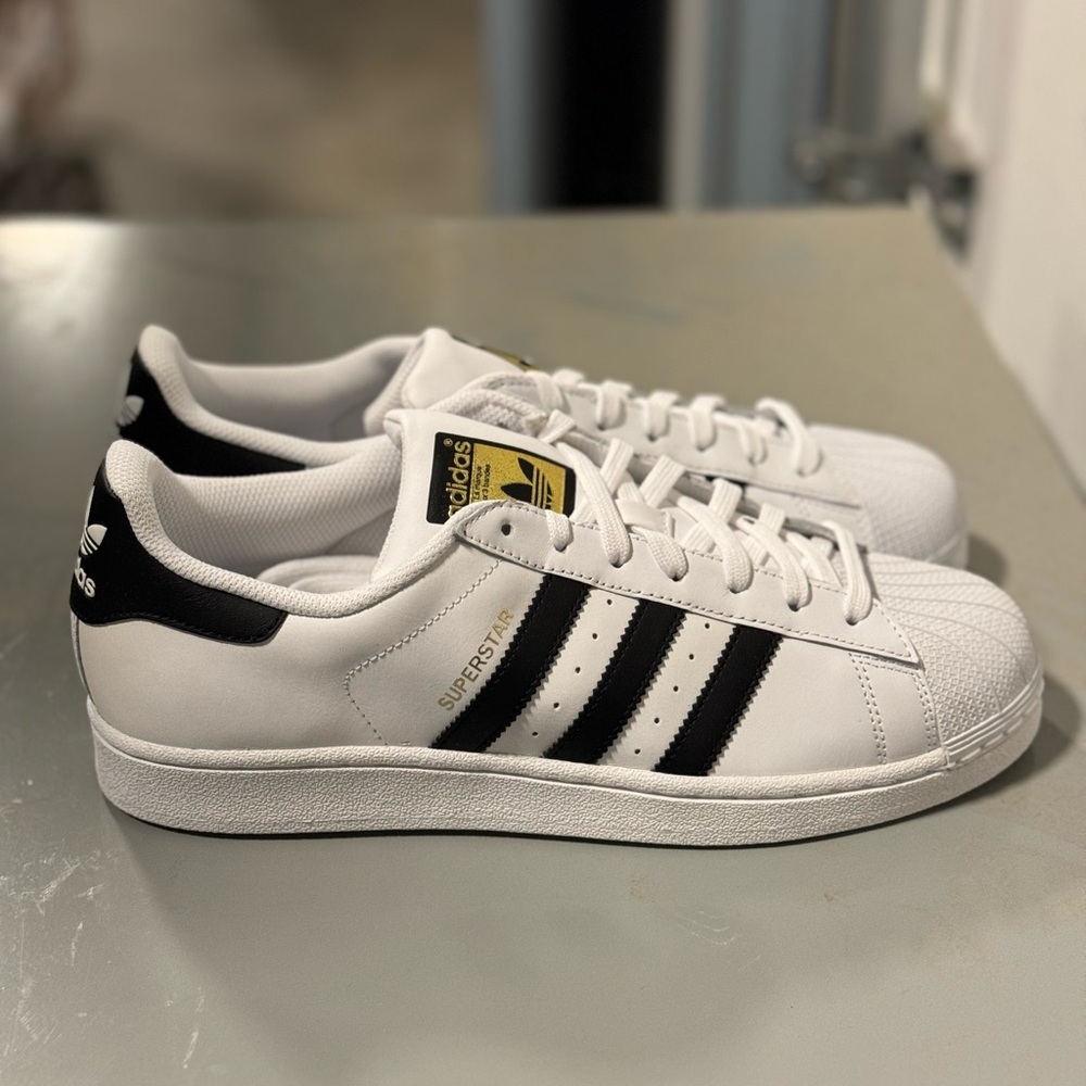 Adidas originals superstar wht/blk new in original box